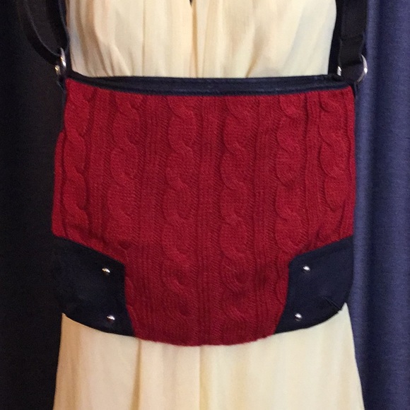 Red Sweater Retro Purse - Picture 2 of 6